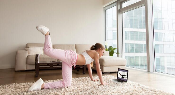 Fiziniai pratimai padės išvengti osteochondrozės ir kaklo skausmų