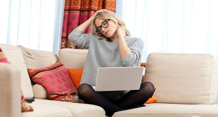 Nuovargio jausmas kakle dažnai signalizuoja apie gimdos kaklelio osteochondrozę.